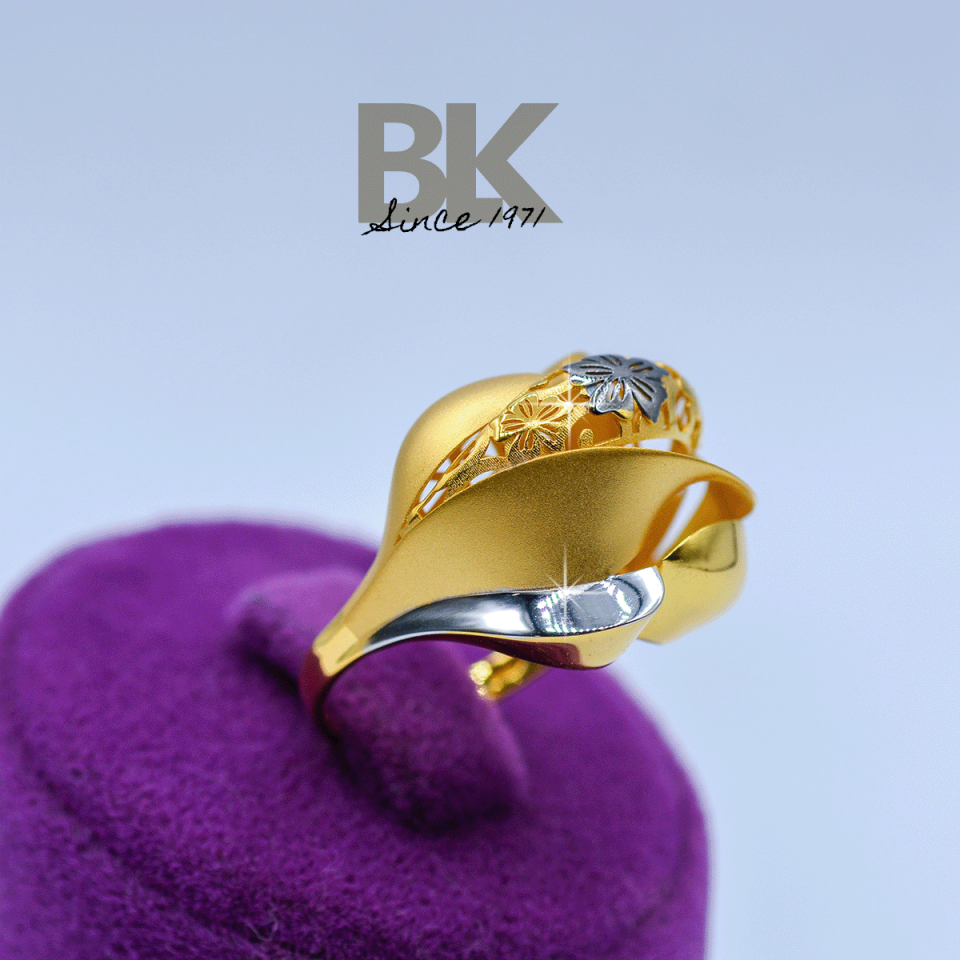 Flower Ring 17